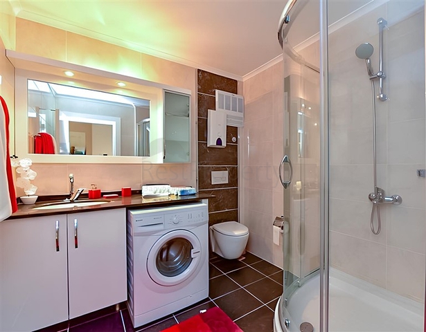 Трехкомнатная квартира в 150 метрах от моря