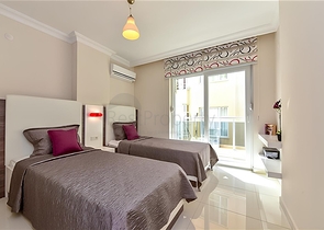 Трехкомнатная квартира в 150 метрах от моря