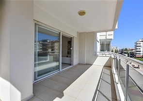 Трехкомнатная квартира в 150 метрах от моря