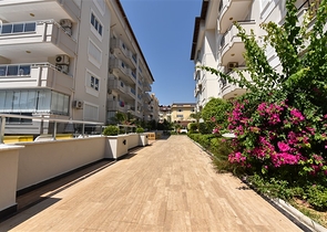 Трехкомнатная квартира в 150 метрах от моря