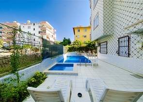 Квартира 1+1 большой площади в центре Алании