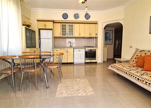 Квартира 1+1 большой площади в центре Алании