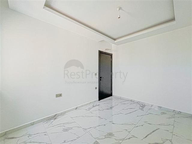 Трехкомнатная квартира в пешей доступности от моря