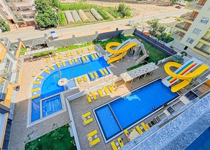 Трехкомнатная квартира в пешей доступности от моря