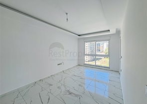 Трехкомнатная квартира в пешей доступности от моря