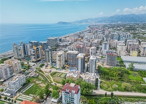 Трехкомнатная квартира в пешей доступности от моря