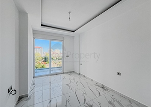 Трехкомнатная квартира в пешей доступности от моря