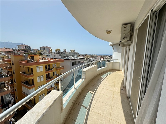 Просторная квартира в районе Джикджилли