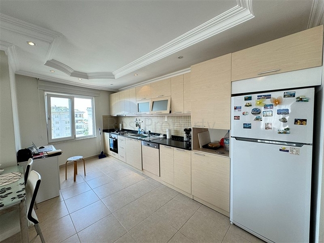 Просторная квартира в районе Джикджилли