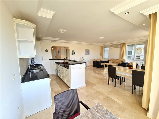 Просторная квартира в районе Оба