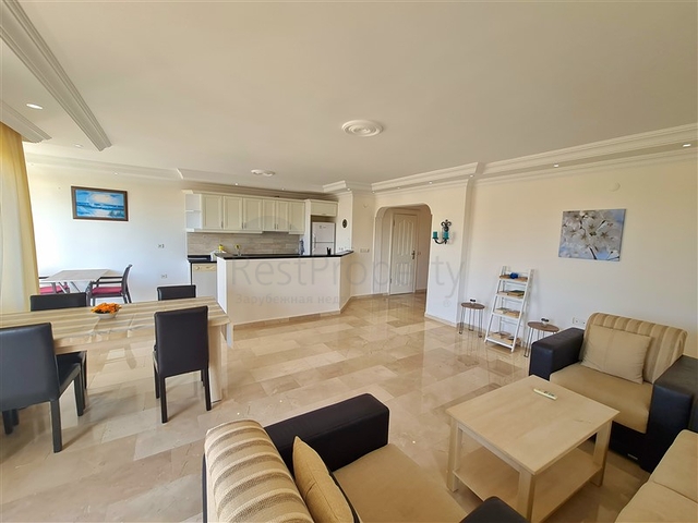 Просторная квартира в районе Оба