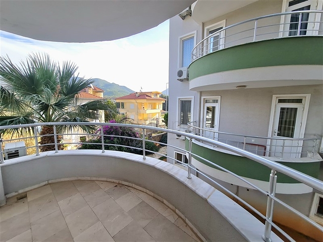 Просторная квартира в районе Оба