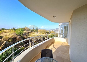 Просторная квартира в районе Оба