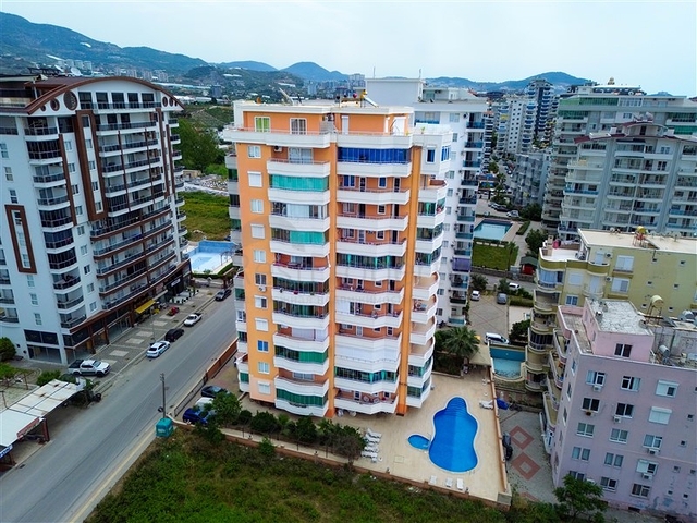 Уютная трехкомнатная квартира с захватывающим видом