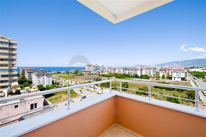 Уютная трехкомнатная квартира с захватывающим видом