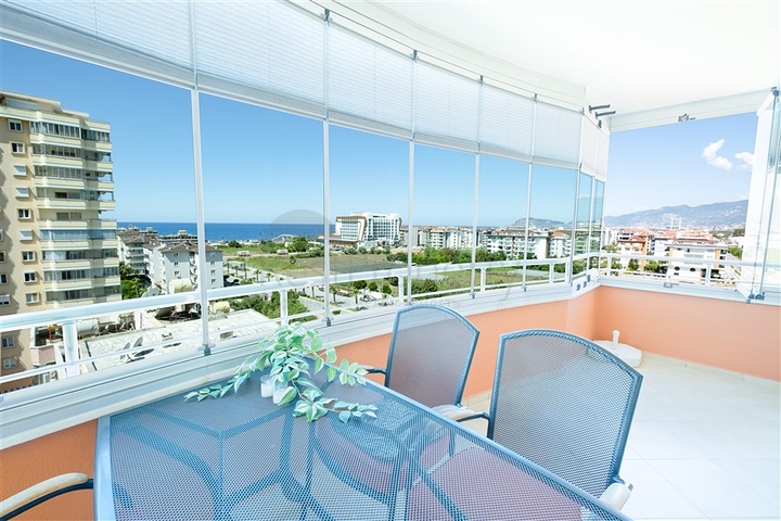 Уютная трехкомнатная квартира с захватывающим видом