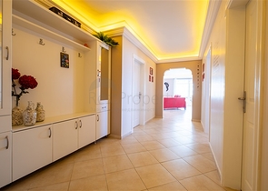 Уютная трехкомнатная квартира с захватывающим видом