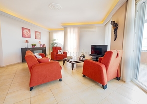 Уютная трехкомнатная квартира с захватывающим видом