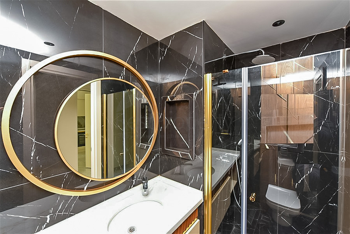 Квартира 2+1 в комплексе премиум класса в центре Алании 