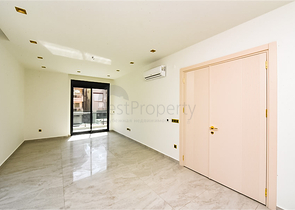 Квартира 2+1 в комплексе премиум класса в центре Алании 