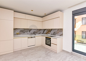 Квартира 2+1 в комплексе премиум класса в центре Алании 