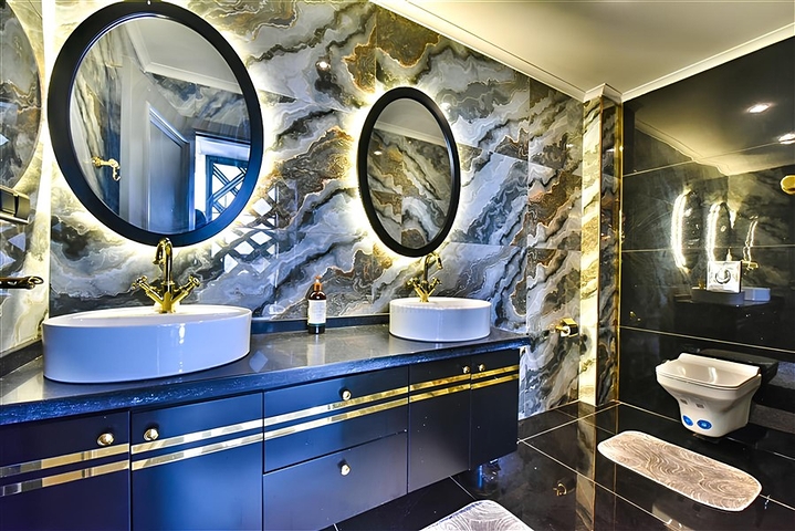 Вилла с видом на Средиземное море и Аланийскую крепость