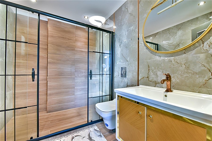 Вилла с видом на Средиземное море и Аланийскую крепость