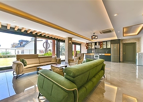 Вилла с видом на Средиземное море и Аланийскую крепость