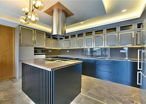 Вилла с видом на Средиземное море и Аланийскую крепость