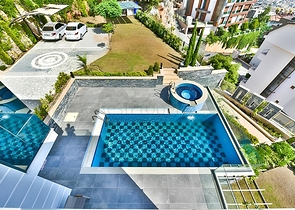 Вилла с видом на Средиземное море и Аланийскую крепость