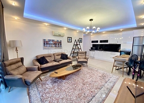 Меблированная трехкомнатная квартира в Тосмуре