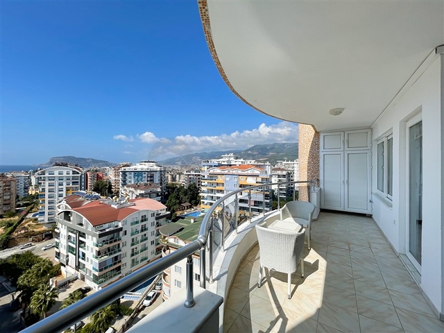 Пентхаус 3+1 в Тосмуре под ВНЖ