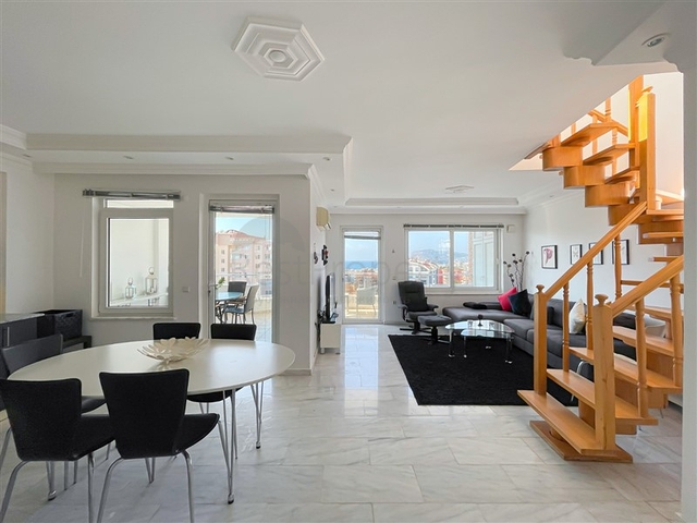 Пентхаус 3+1 в Тосмуре под ВНЖ