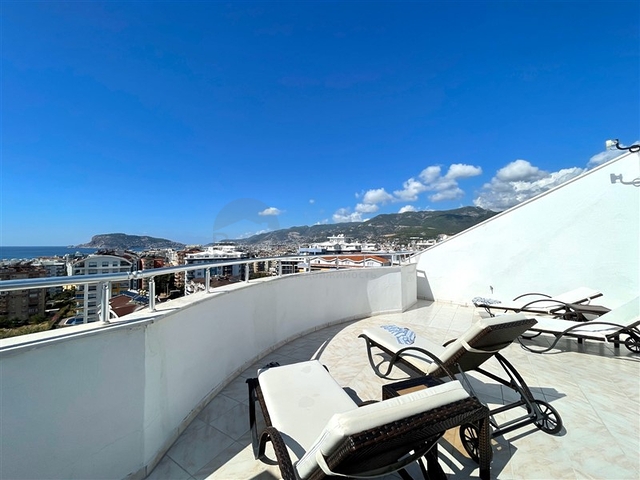 Пентхаус 3+1 в Тосмуре под ВНЖ