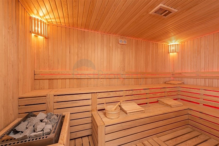 Трехкомнатная квартира в 20 м от моря