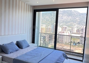 Трехкомнатная квартира в 20 м от моря