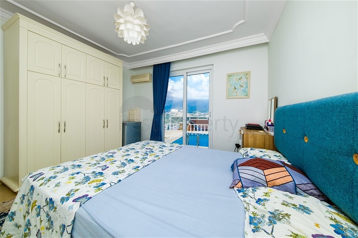 Меблированная вилла планировкой 4+1 в районе Каргыджак