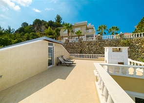 Меблированная вилла планировкой 4+1 в районе Каргыджак