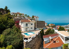 Меблированная вилла планировкой 4+1 в районе Каргыджак