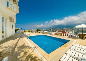 Меблированная вилла планировкой 4+1 в районе Каргыджак