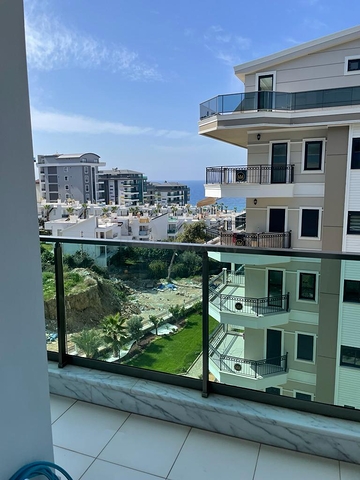 Квартира 1+1 в районе Каргыджак всего в 200 м от моря 