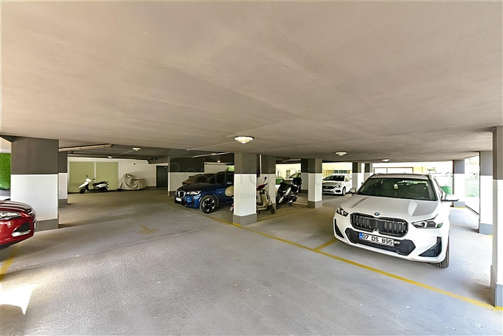 Квартира 2+1 с отдельной кухней в 50 метрах от моря в центре Алании