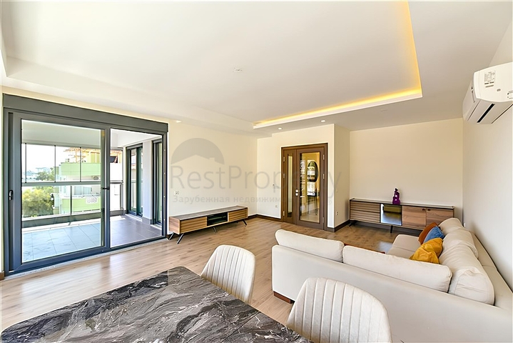 Квартира 2+1 с отдельной кухней в 50 метрах от моря в центре Алании