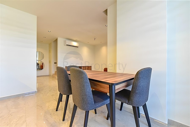 Пентхаус 2+1 в новом комплексе в районе Оба в 350 м от моря