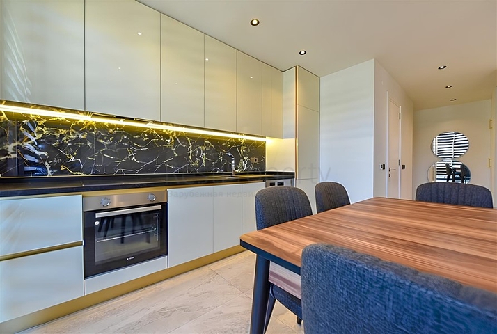 Пентхаус 2+1 в новом комплексе в районе Оба в 350 м от моря