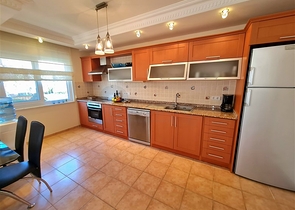 Квартира в открытом под ВНЖ районе в 600 метрах до моря