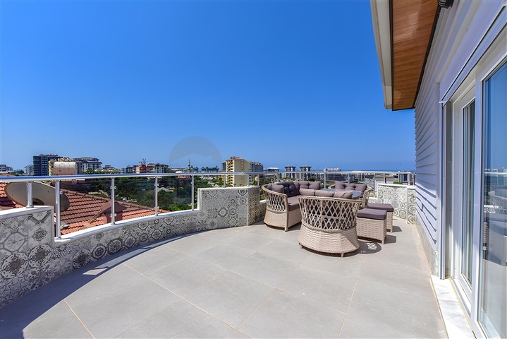 Просторная вилла в Махмутларе- идеальный выбор для большой семьи