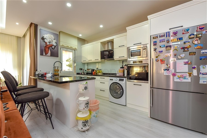 Просторная вилла в Махмутларе- идеальный выбор для большой семьи