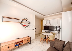 Двухкомнатная квартира в новом комплексе в центре Алании