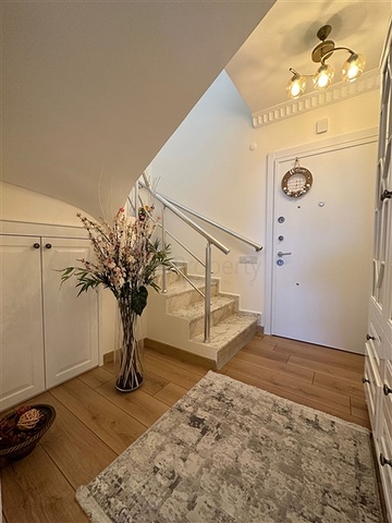 Вилла в центральной части Алании с видом на море